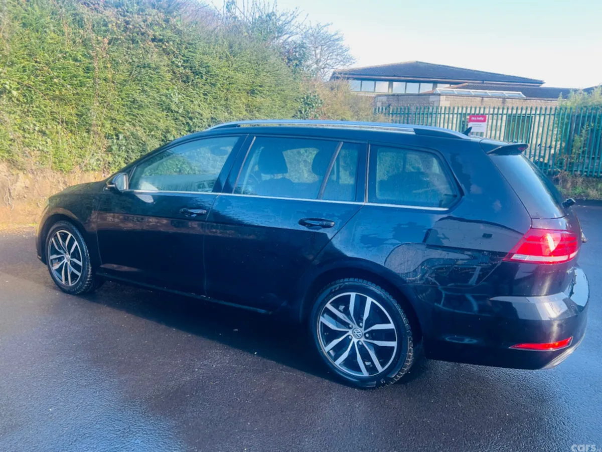 Volkswagen Golf Estate, Petrol, 2019, Black