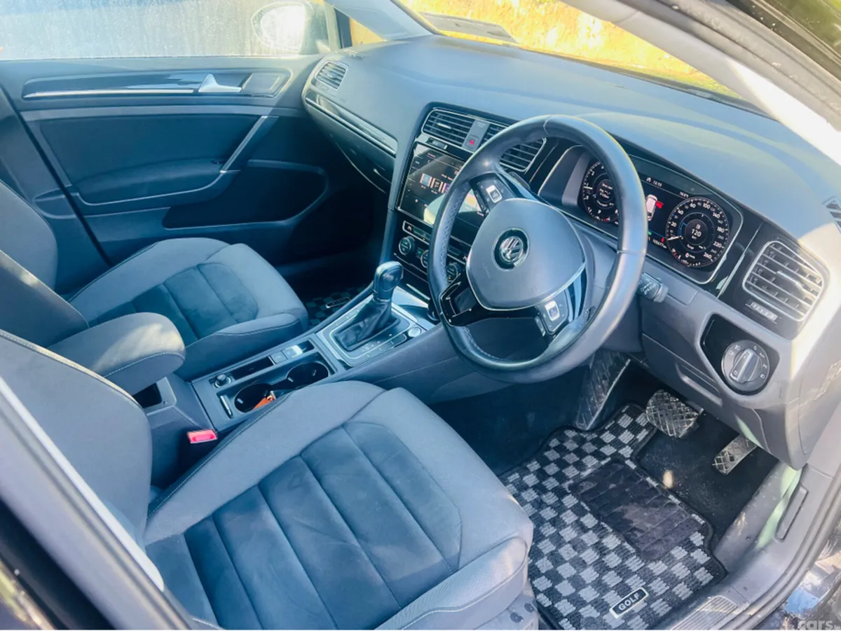 Volkswagen Golf Estate, Petrol, 2019, Black