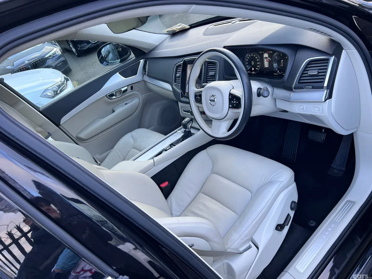 Volvo XC90 SUV, Diesel, 2017, Black