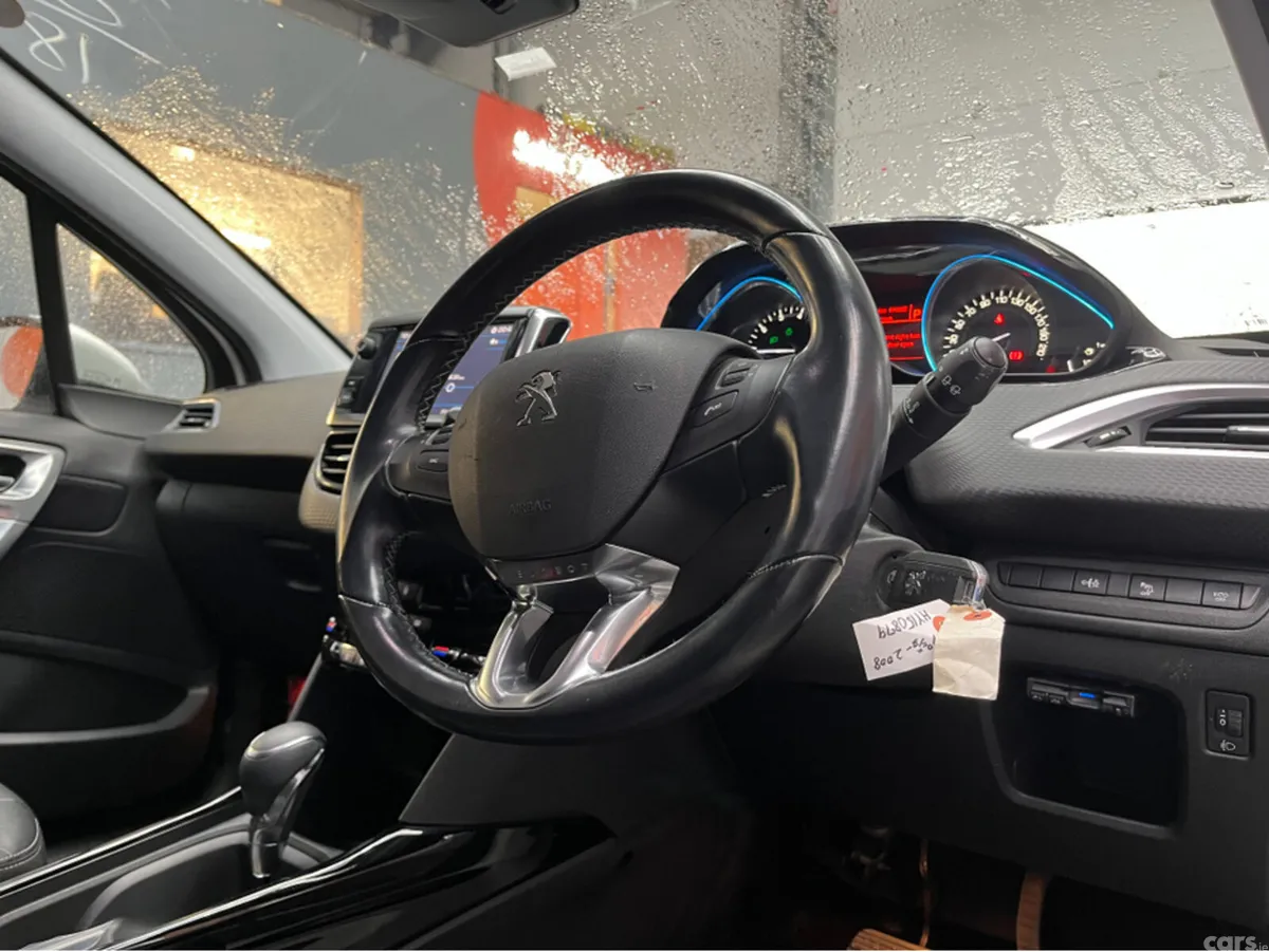 Peugeot 2008 SUV, Petrol, 2018, White