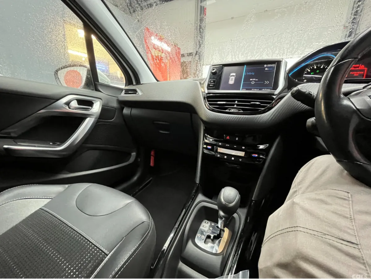 Peugeot 2008 SUV, Petrol, 2018, White