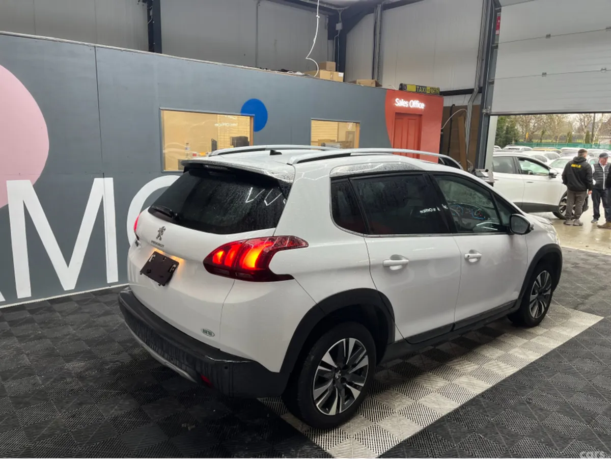 Peugeot 2008 SUV, Petrol, 2018, White
