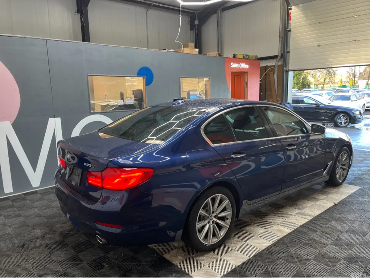 BMW 5-Series Saloon, Diesel, 2017, Blue