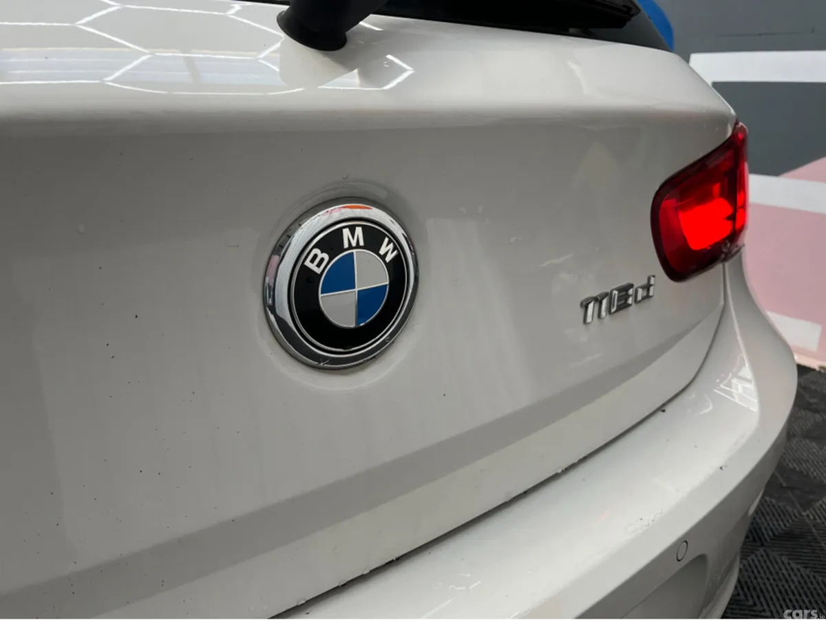 BMW 1-Series Hatchback, Diesel, 2017, White