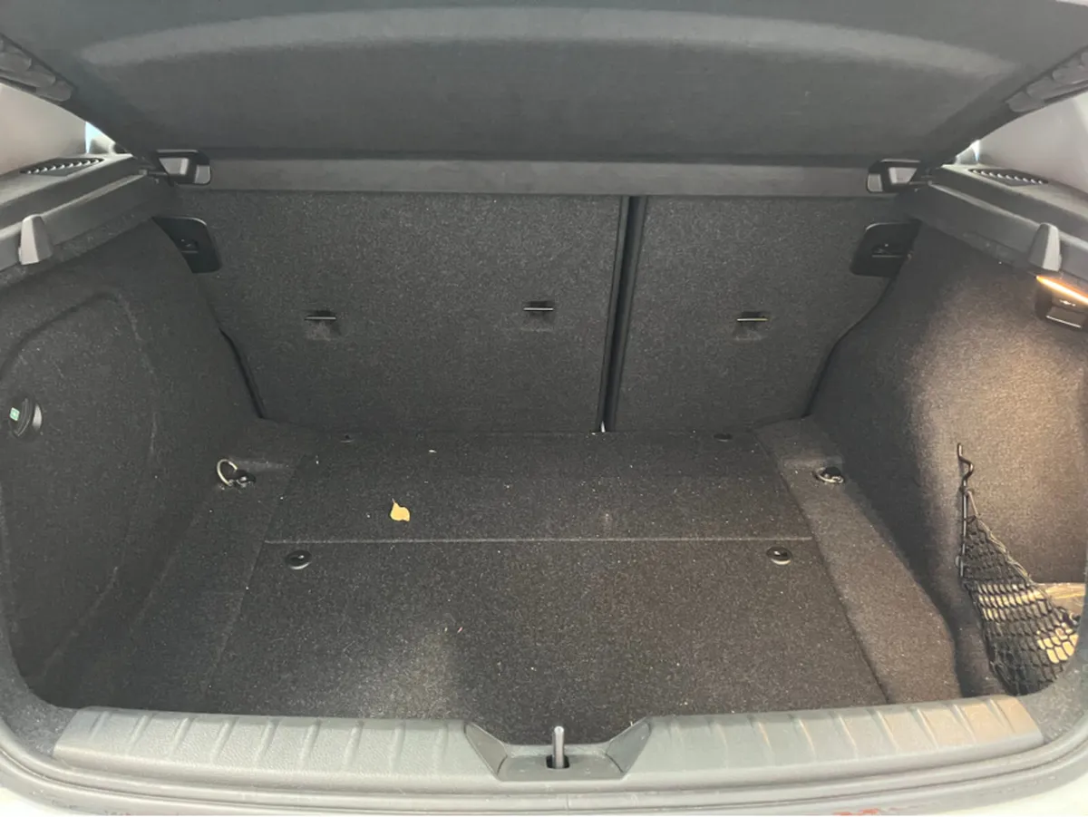 BMW 1-Series Hatchback, Diesel, 2017, White