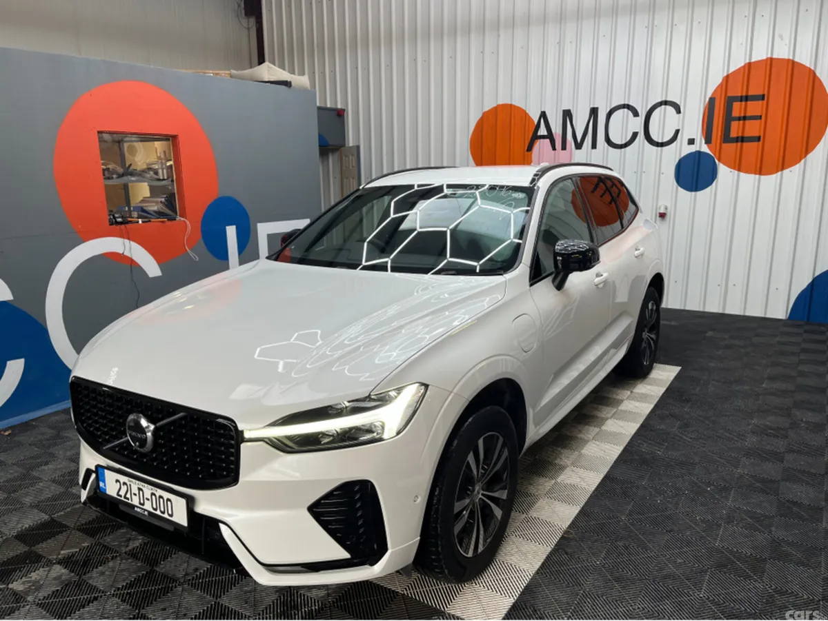 Volvo XC60 SUV, Petrol Plug-in Hybrid, 2022, White