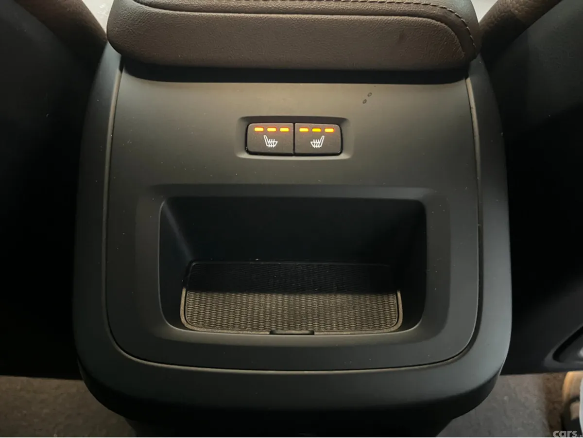 Volvo XC60 SUV, Petrol Plug-in Hybrid, 2022, White
