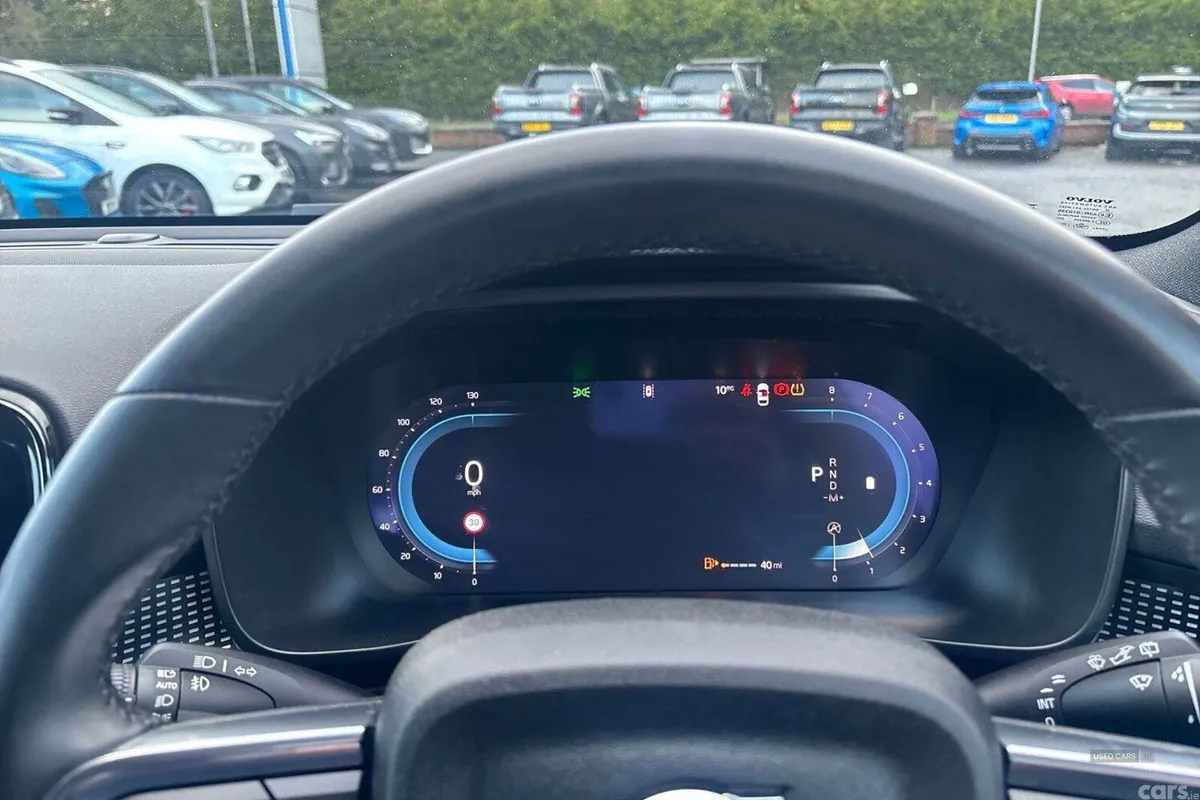 Volvo XC40 SUV, Petrol Hybrid, 2025, Blue