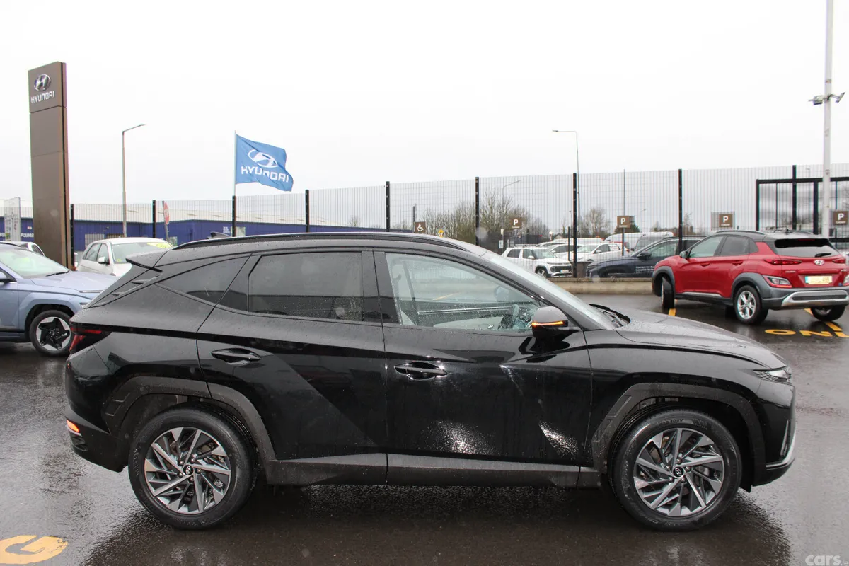 Hyundai Tucson SUV, Diesel, 2024, Black