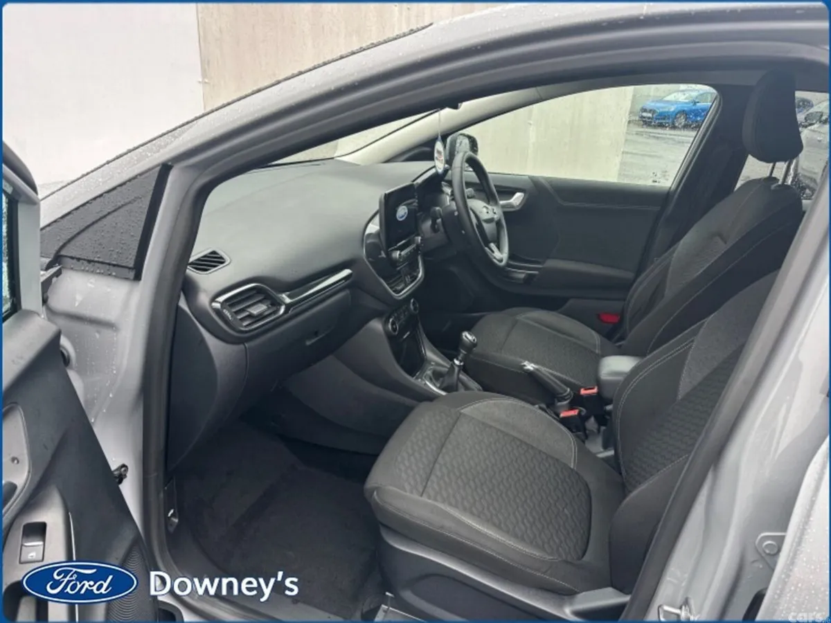 Ford Puma Hatchback, Petrol, 2024, Grey