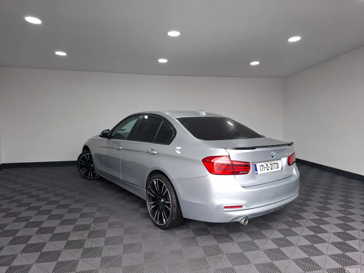 BMW 3-Series Saloon, Diesel, 2017, Grey