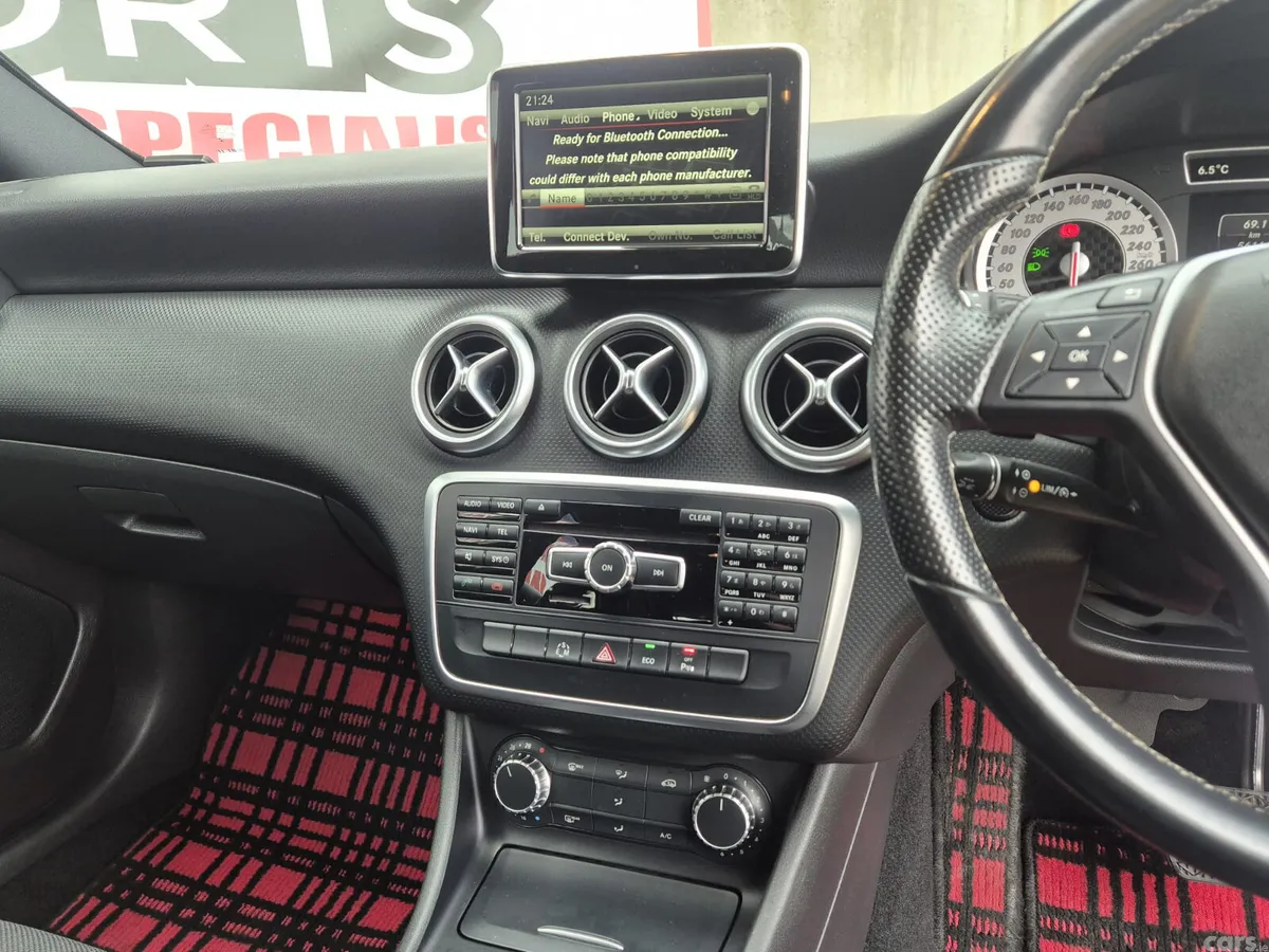 Mercedes-Benz A-Class Hatchback, Petrol, 2014, White