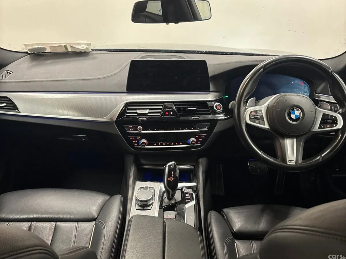 BMW 5-Series Estate, Diesel, 2020, Blue