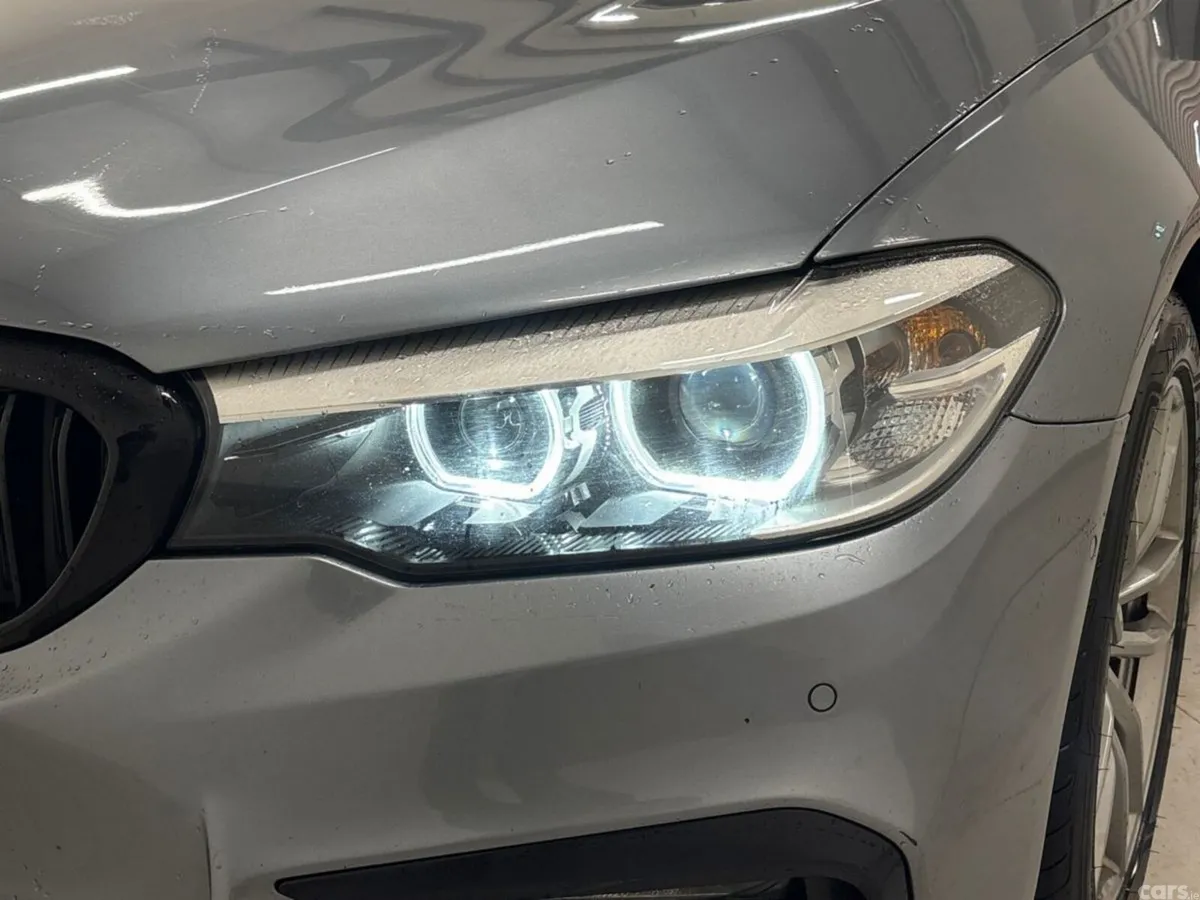 BMW 5-Series Estate, Diesel, 2020, Blue