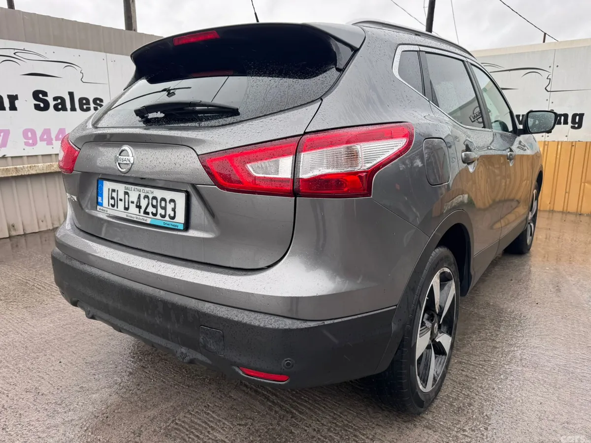Nissan Qashqai Hatchback, Petrol, 2015, Grey