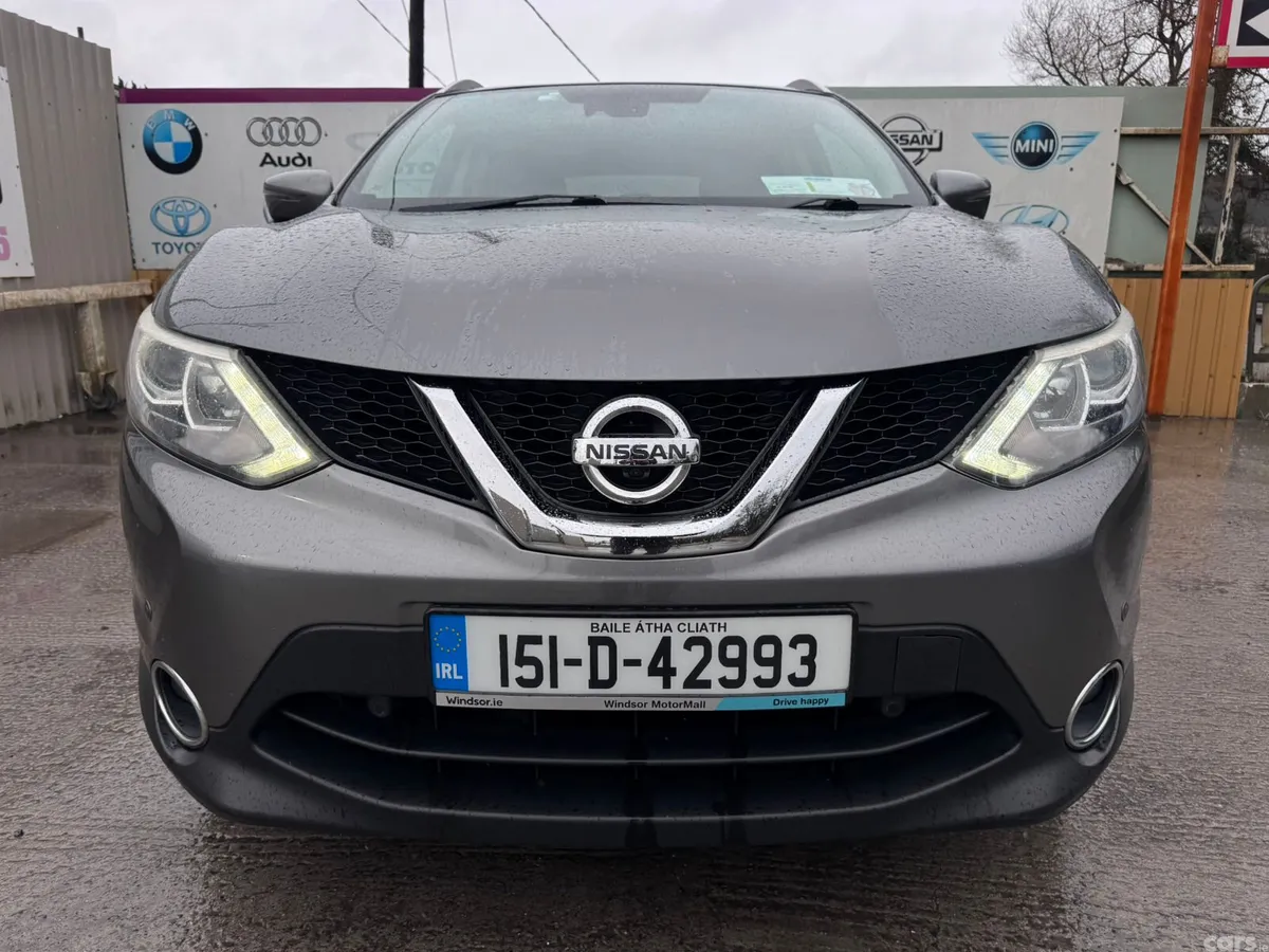 Nissan Qashqai Hatchback, Petrol, 2015, Grey