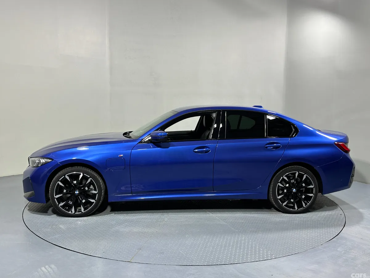BMW 3-Series Saloon, Petrol Hybrid, 2025, Blue