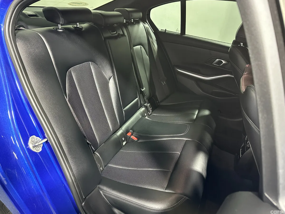 BMW 3-Series Saloon, Petrol Hybrid, 2025, Blue