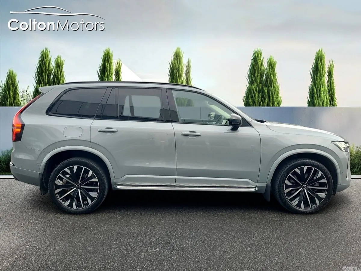 Volvo XC90 SUV, Petrol Plug-in Hybrid, 2025, Grey