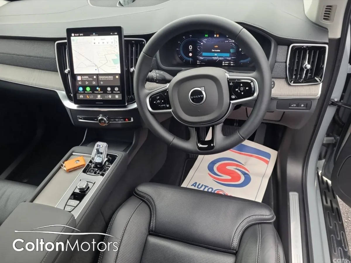 Volvo XC90 SUV, Petrol Plug-in Hybrid, 2025, Grey