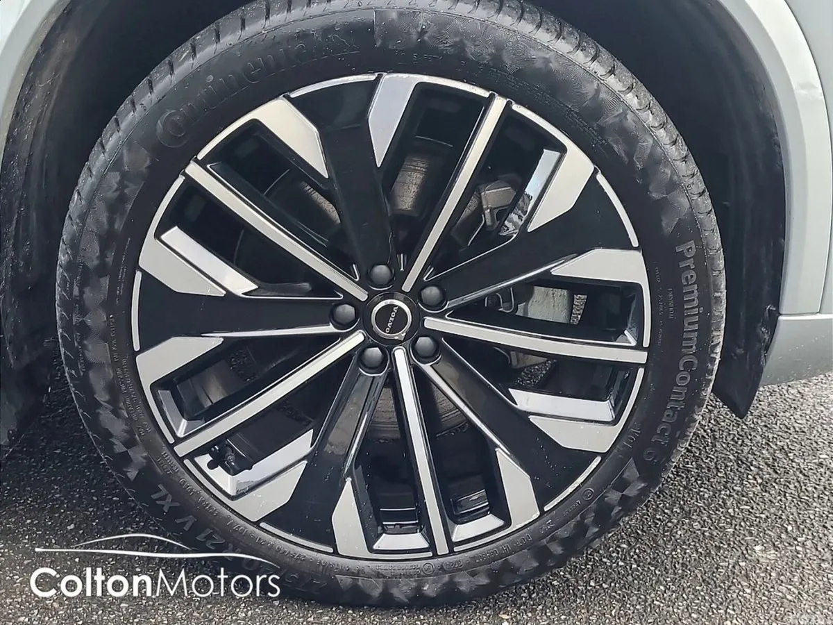 Volvo XC90 SUV, Petrol Plug-in Hybrid, 2025, Grey