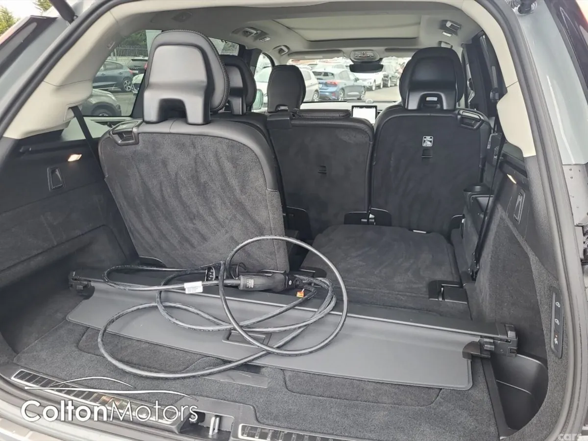 Volvo XC90 SUV, Petrol Plug-in Hybrid, 2025, Grey