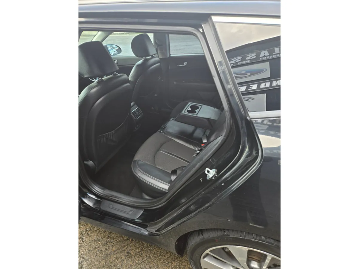 Kia Optima Estate, Diesel, 2018, Black