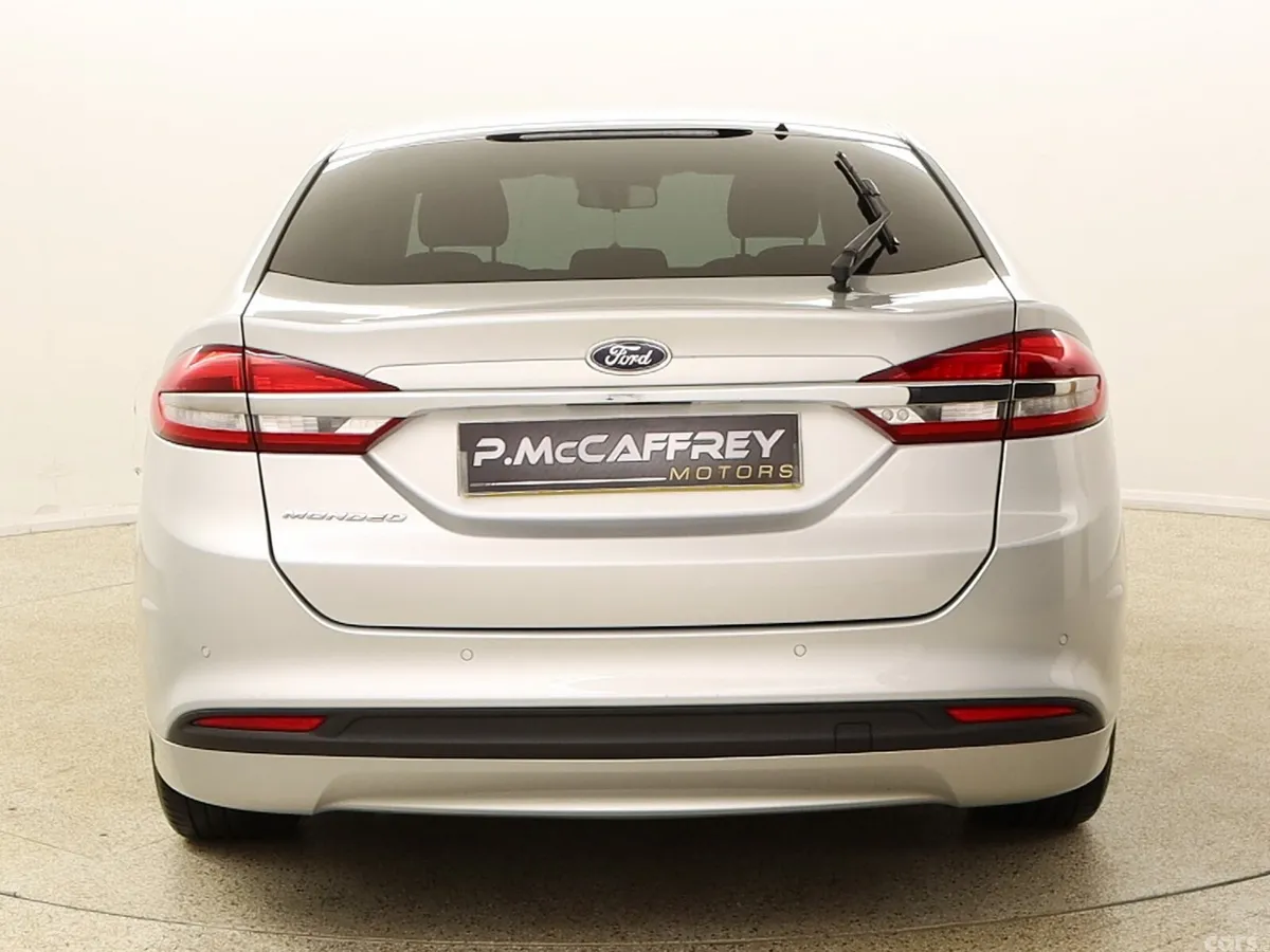 Ford Mondeo Hatchback, Diesel, 2020, Silver
