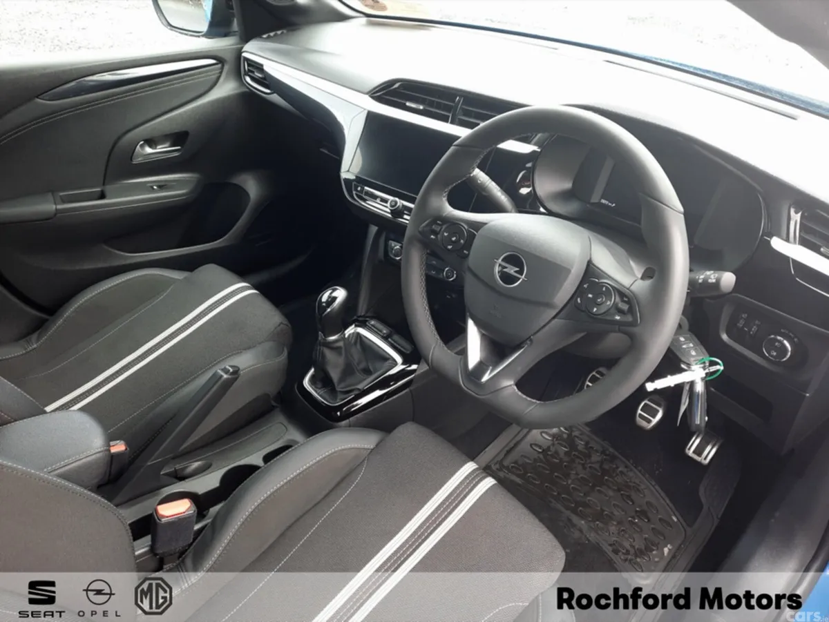 Opel Corsa Hatchback, Petrol, 2024, Blue