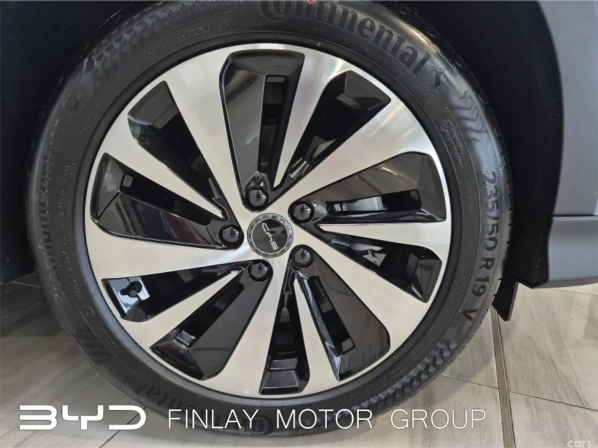 BYD SEAL U SUV, Petrol Plug-in Hybrid, 2027, Blue