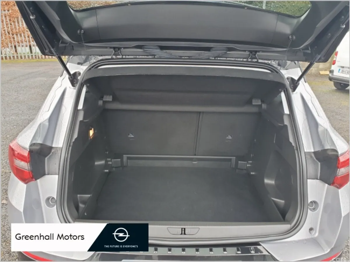 Opel Grandland SUV, Diesel, 2023, Grey