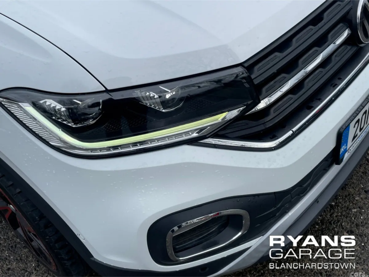 Volkswagen T-Cross Estate, Petrol, 2020, White