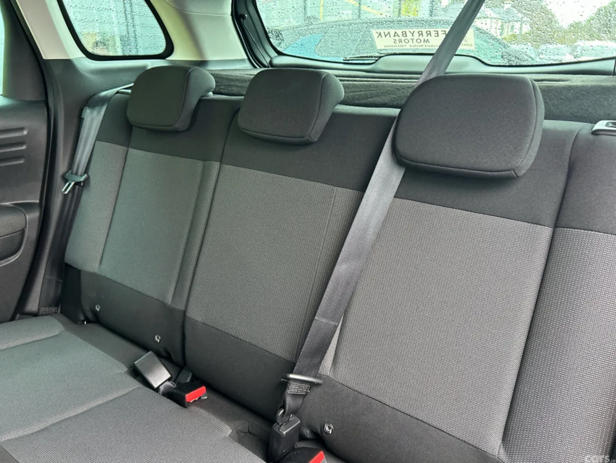 Citroen C3 Aircross Hatchback, Petrol, 2022, Grey