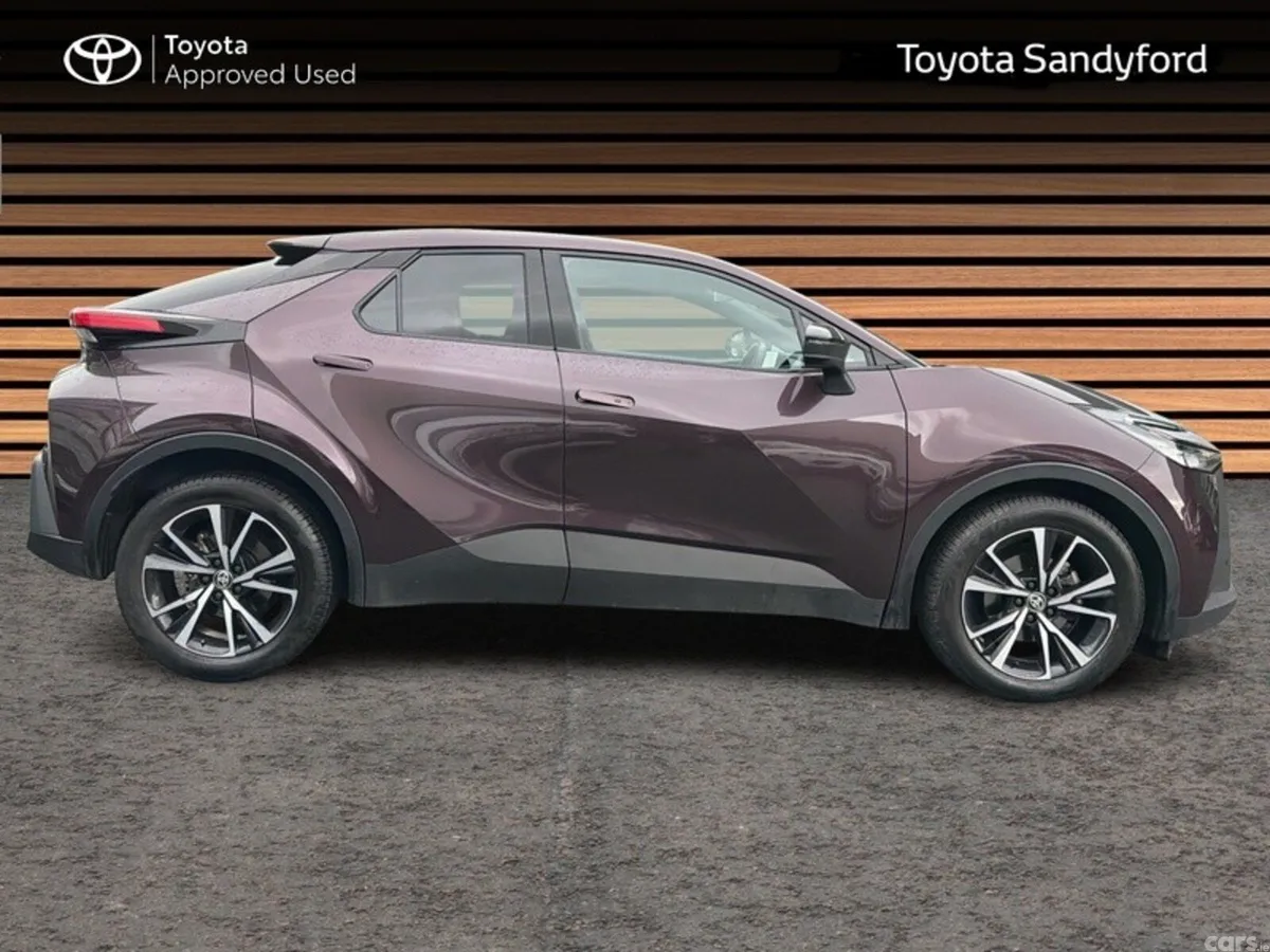 Toyota C-HR SUV, Petrol Hybrid, 2024, Purple
