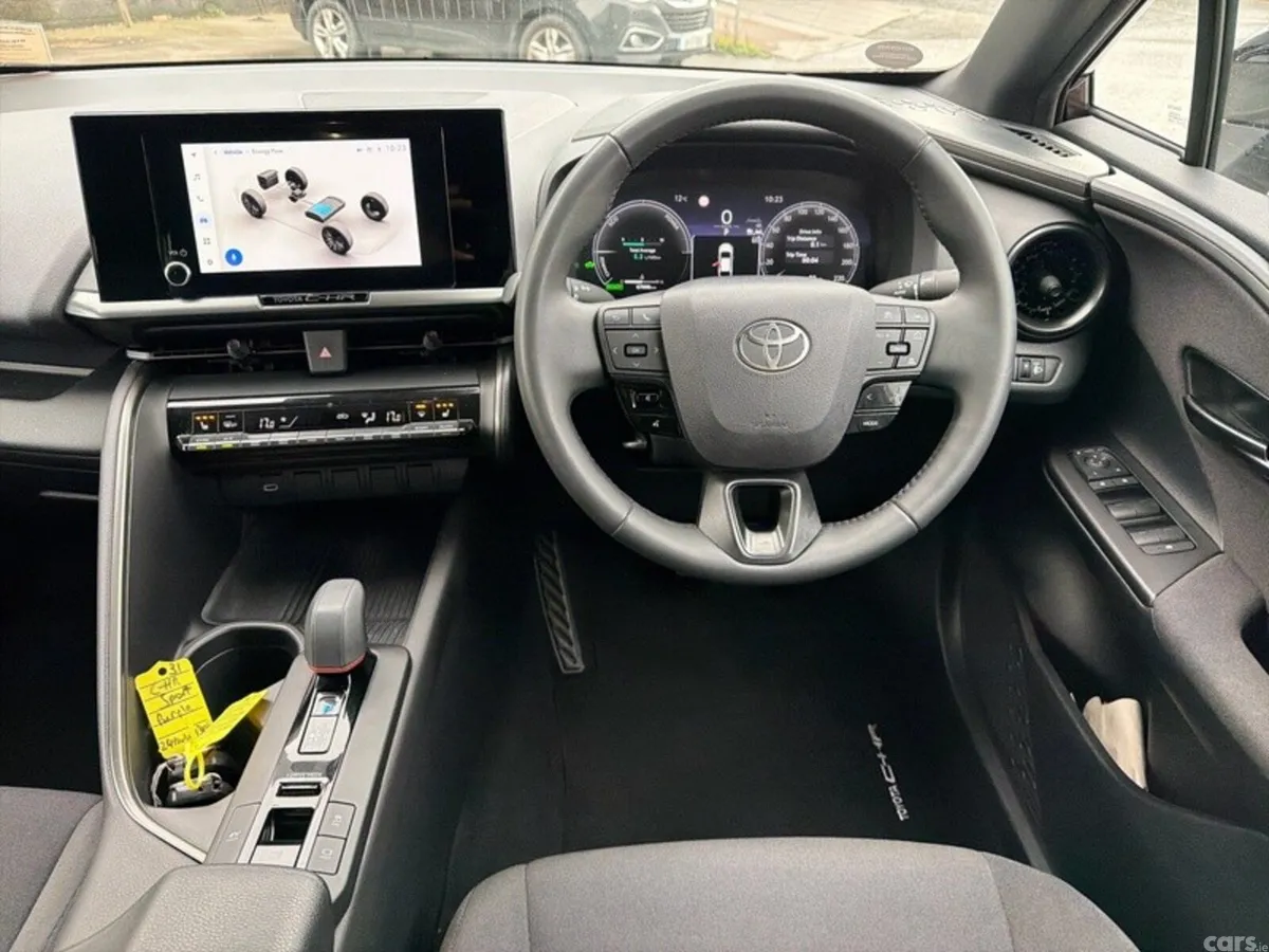 Toyota C-HR SUV, Petrol Hybrid, 2024, Purple
