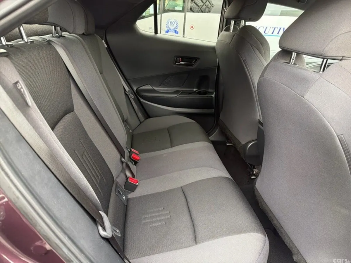 Toyota C-HR SUV, Petrol Hybrid, 2024, Purple