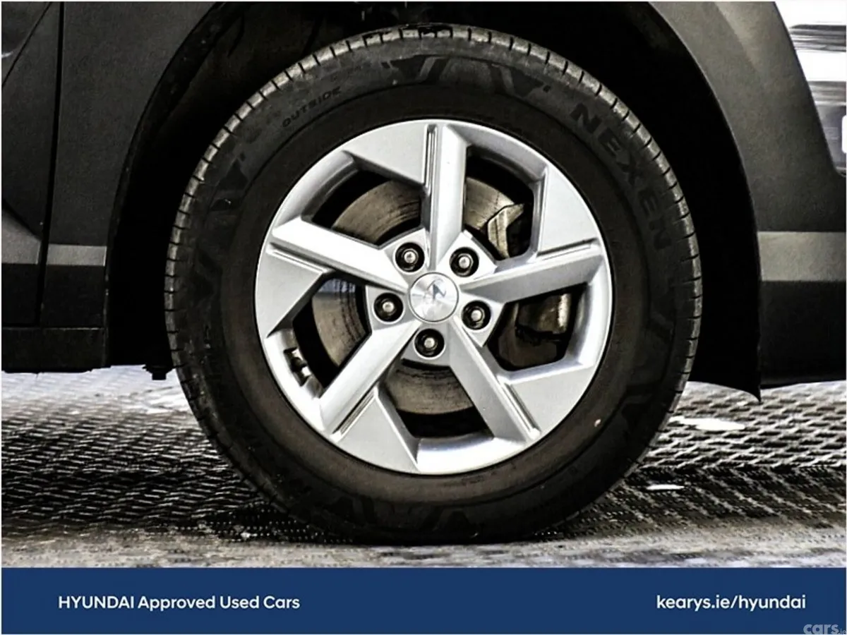 Hyundai KONA SUV, Petrol, 2024, Grey