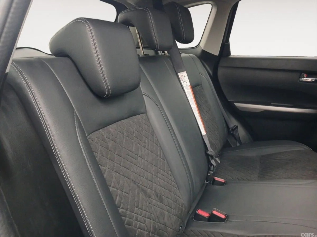 Suzuki Vitara SUV, Petrol, 2025, Grey