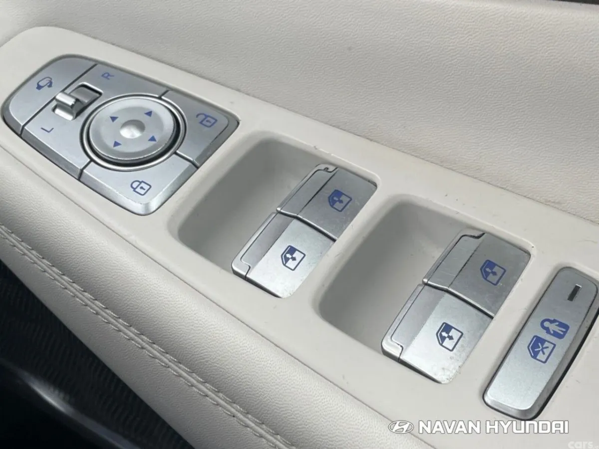 Hyundai Santa Fe SUV, Petrol Plug-in Hybrid, 2021, Grey