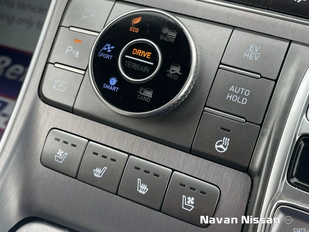 Hyundai Santa Fe SUV, Petrol Plug-in Hybrid, 2021, Grey