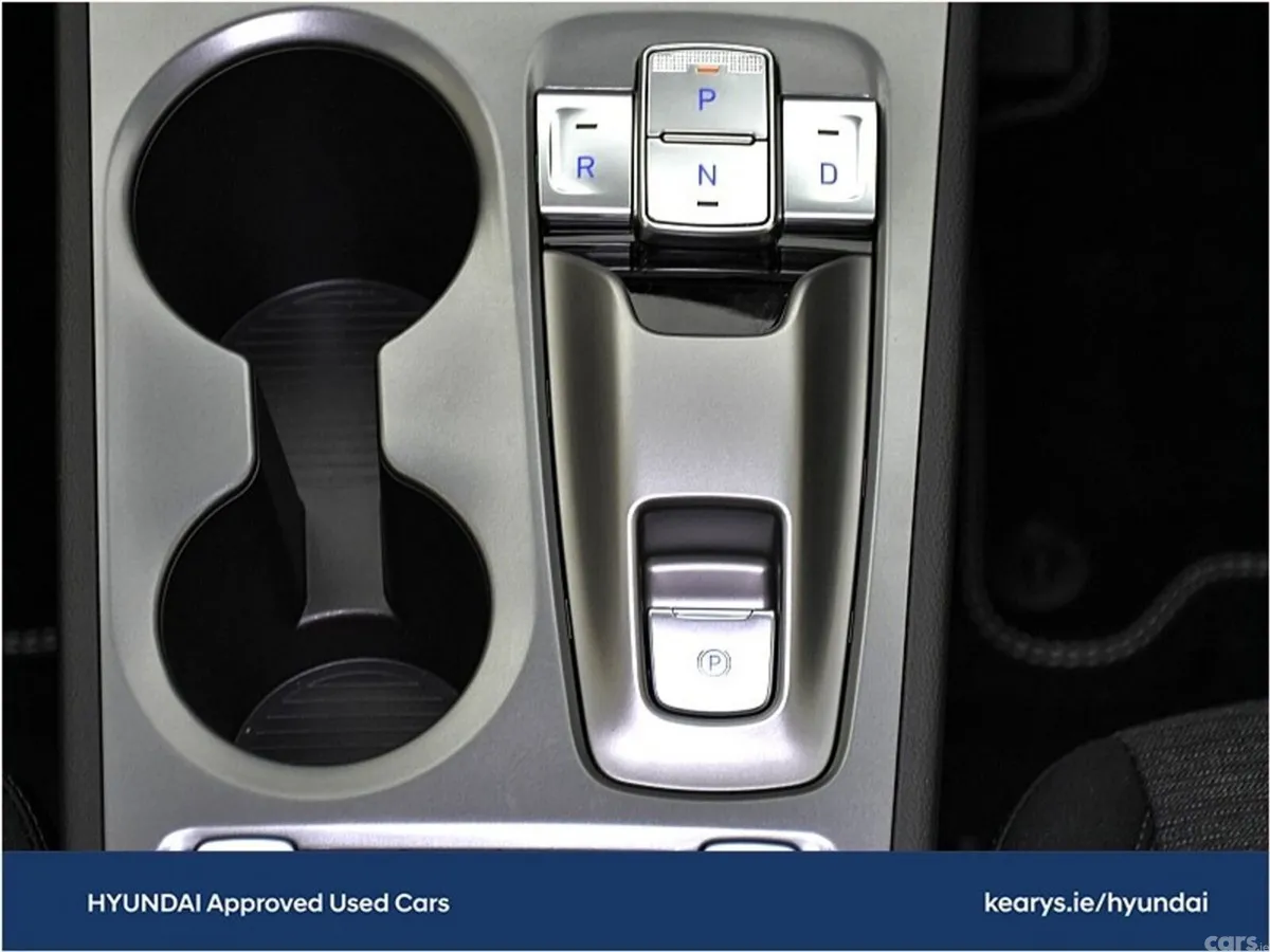 Hyundai KONA SUV, Electric, 2023, White