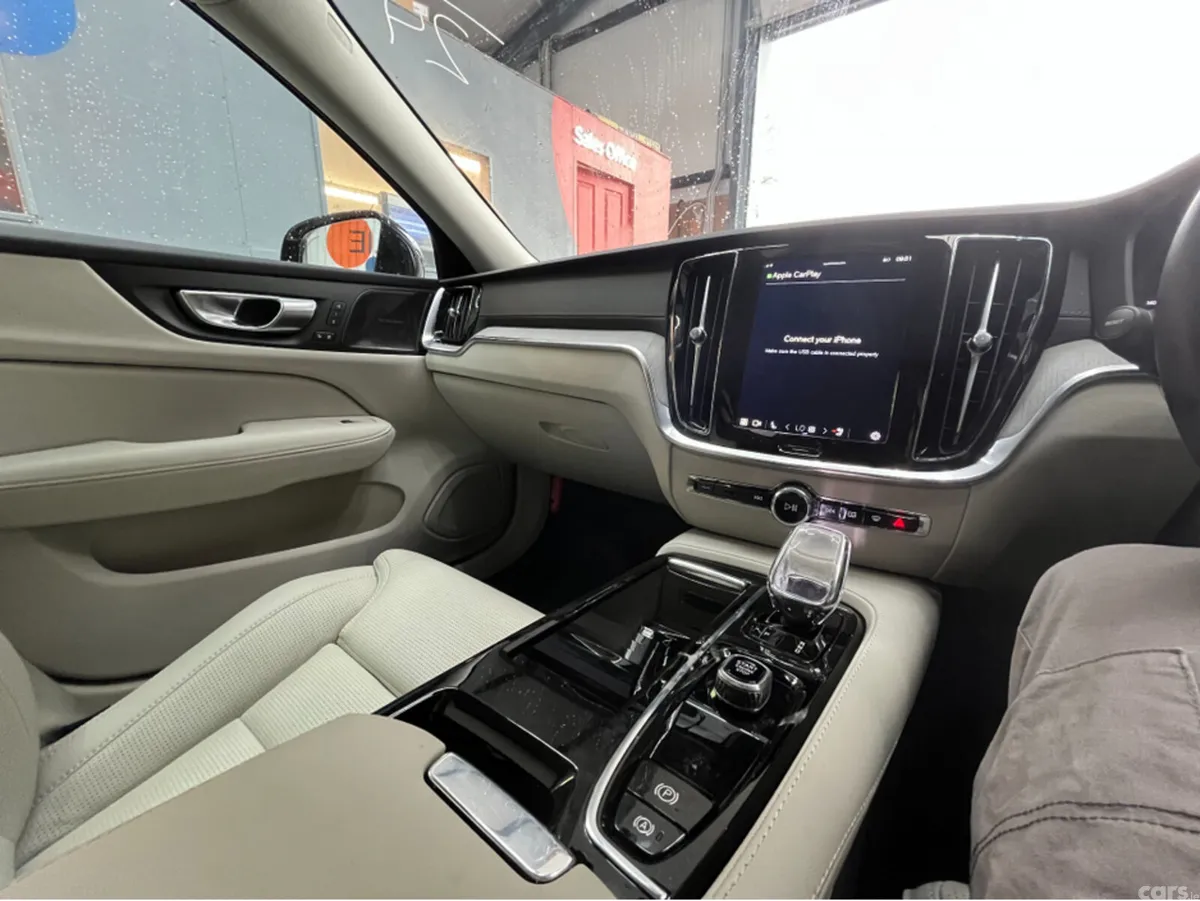 Volvo V60 Estate, Petrol Plug-in Hybrid, 2024, White