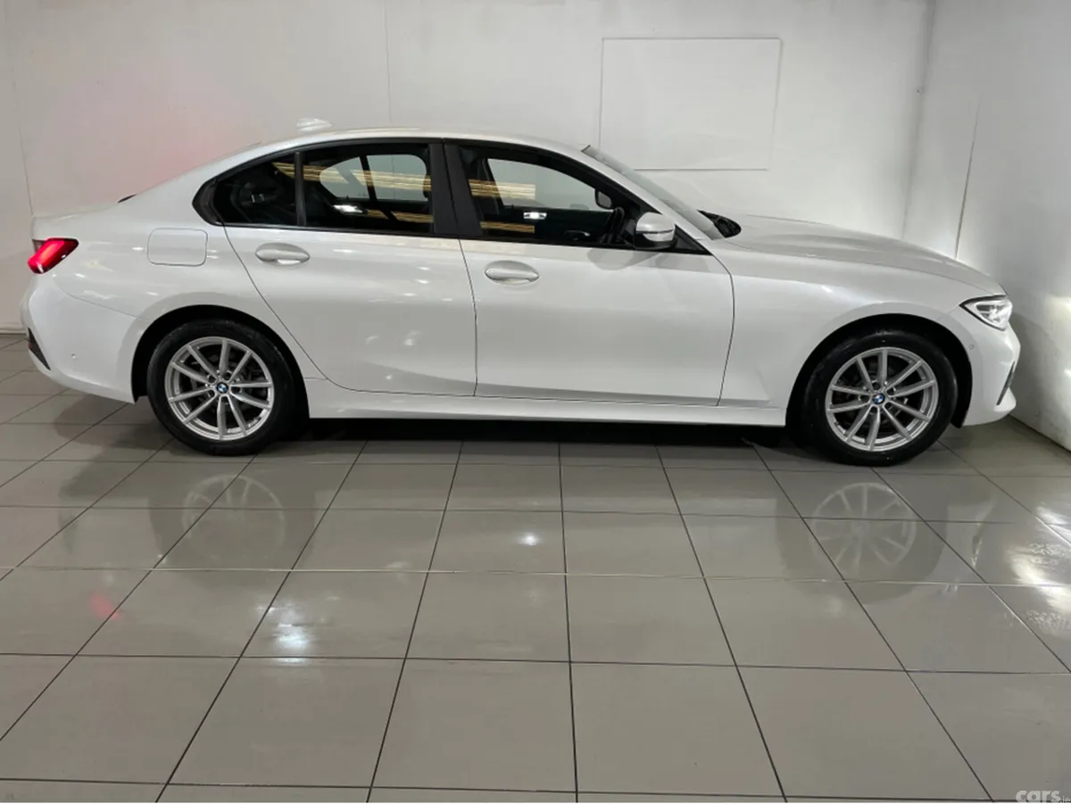 BMW 3-Series Saloon, Diesel, 2021, White