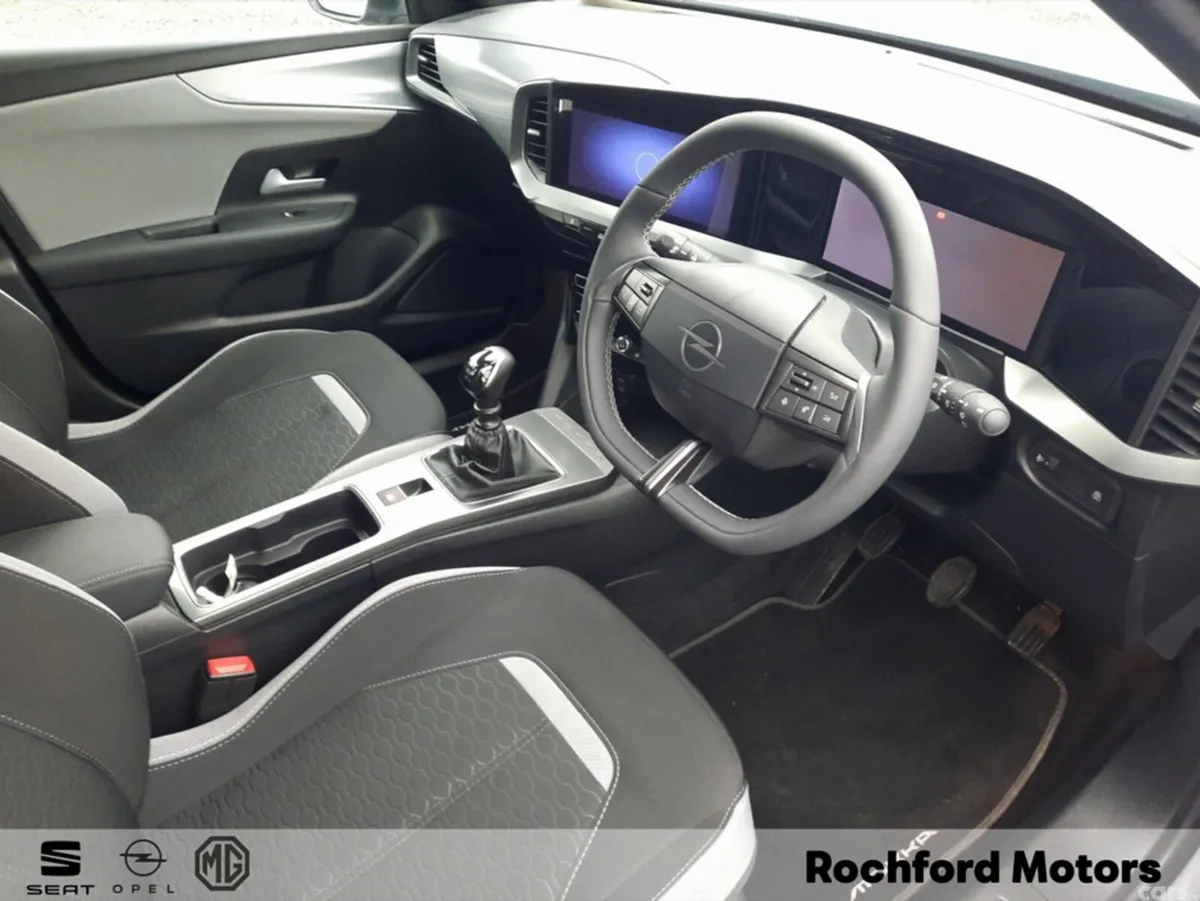 Opel Mokka MPV, Petrol, 2025, Grey