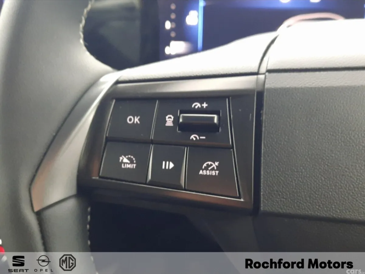 Opel Mokka MPV, Petrol, 2025, Grey