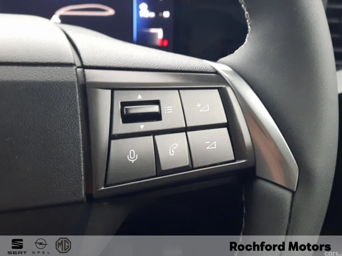Opel Mokka MPV, Petrol, 2025, Grey
