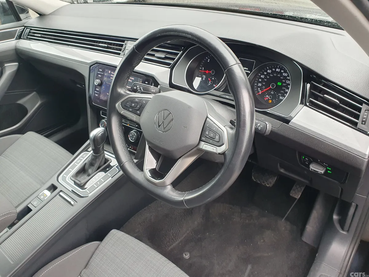 Volkswagen Passat Saloon, Diesel, 2021, Black