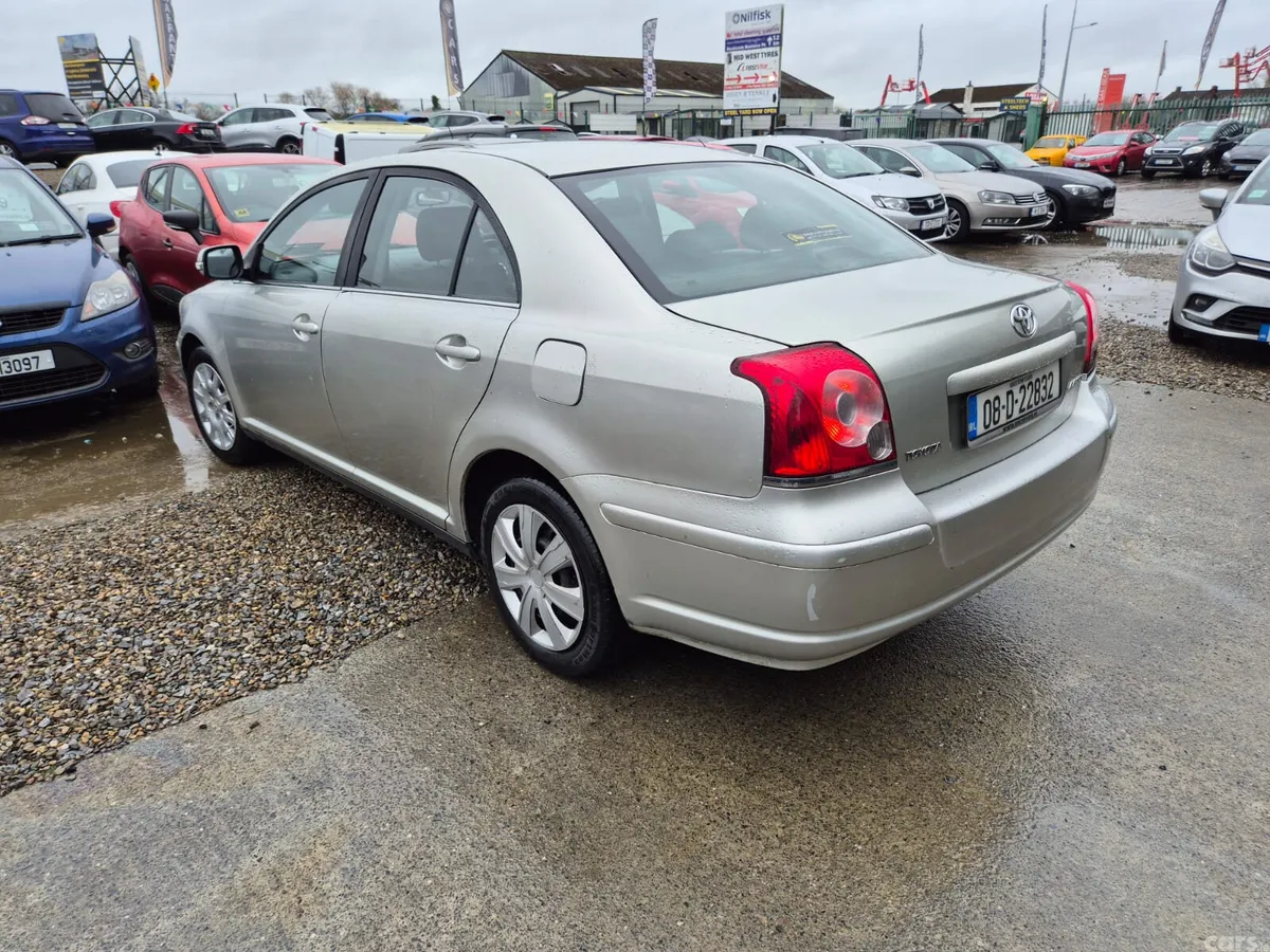 Toyota Avensis Saloon, Petrol, 2008, Silver
