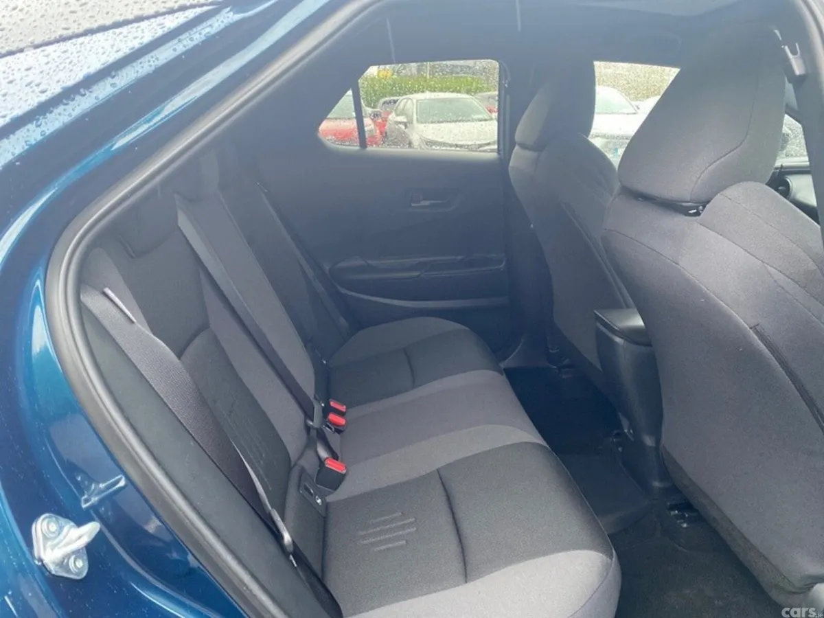 Toyota C-HR Hatchback, Petrol Plug-in Hybrid, 2025, Blue