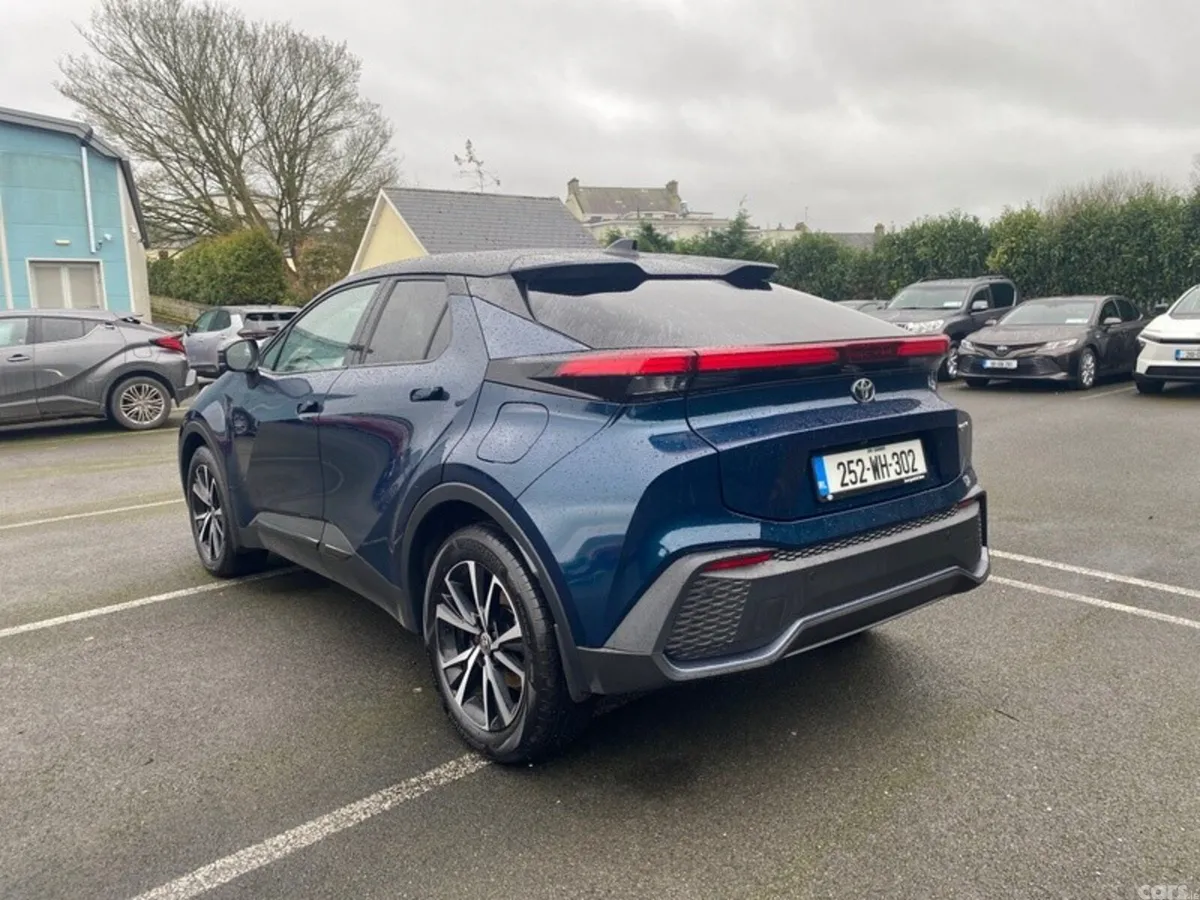 Toyota C-HR Hatchback, Petrol Plug-in Hybrid, 2025, Blue